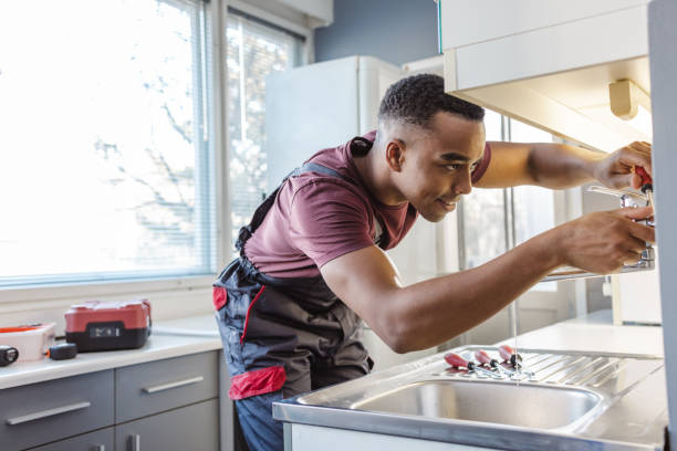Best Clogged Drain Plumber  in North Muskegon, MI